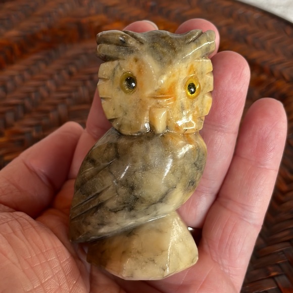 Vintage Napcoware carved owl figurine - Picture 8 of 10